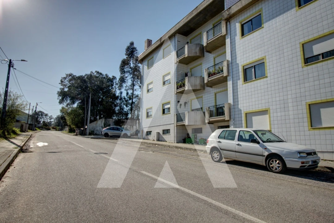 Apartamento T4 para Venda em Oiã Foto 35