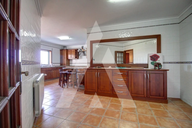 Apartamento T4 para Venda em Oiã Foto 2