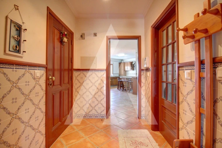 Apartamento T4 para Venda em Oiã Foto 6