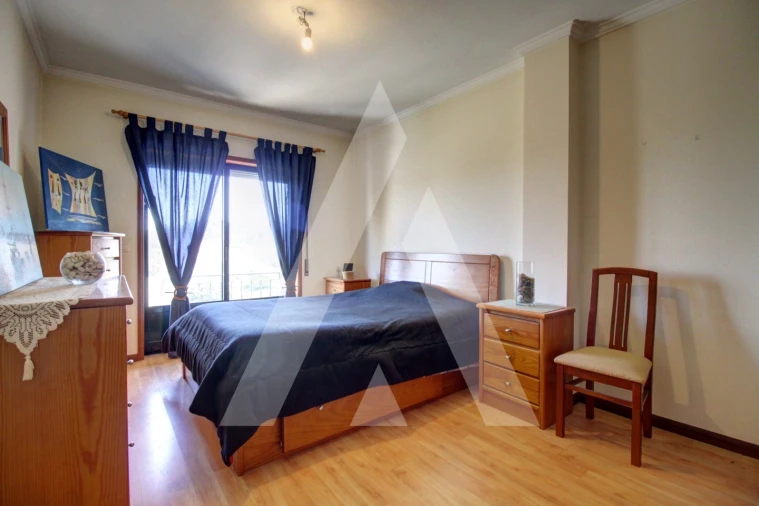 Apartamento T4 para Venda em Oiã Foto 15