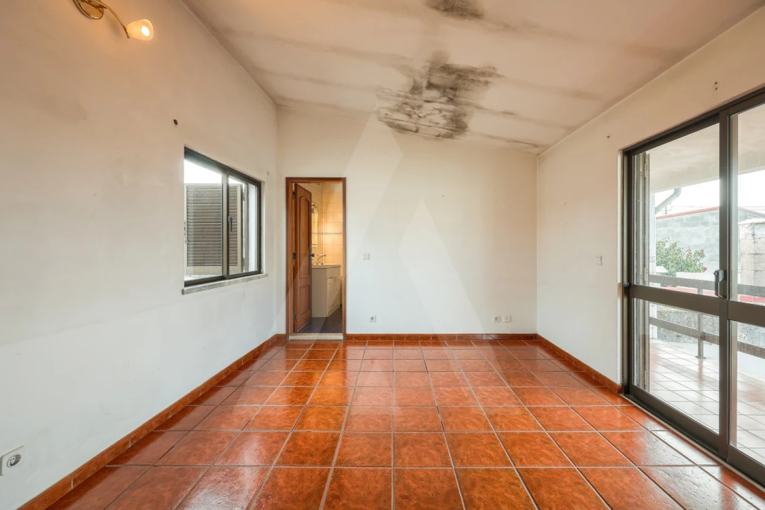 Moradia T3 para Venda em Oliveirinha Foto 34