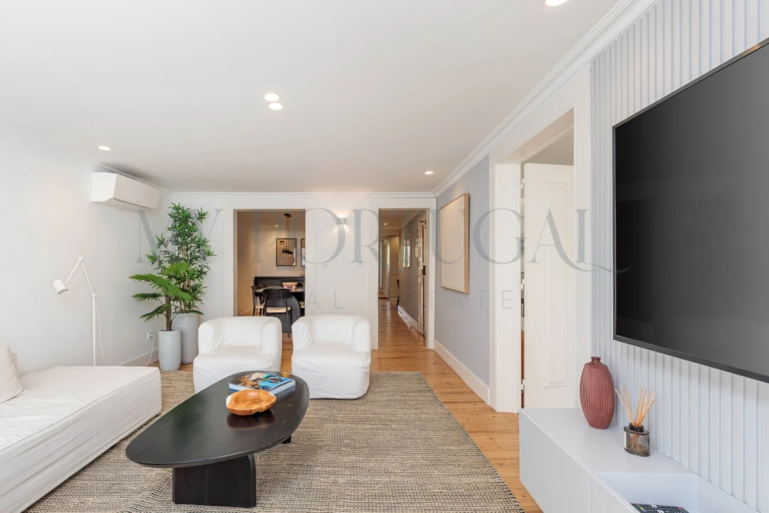 Apartamento T2 para Venda em Misericórdia Foto 4