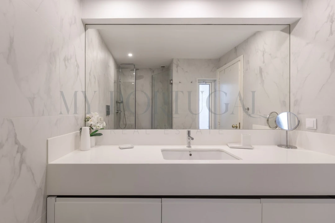 Apartamento T2 para Venda em Misericórdia Foto 17