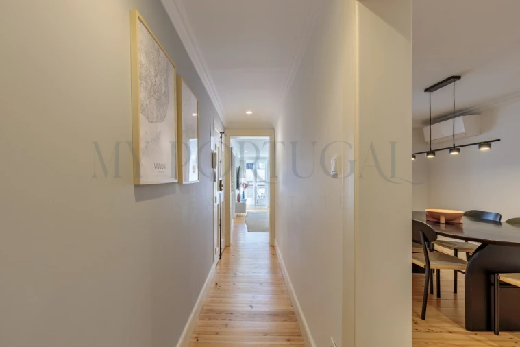 Apartamento T2 para Venda em Misericórdia Foto 11