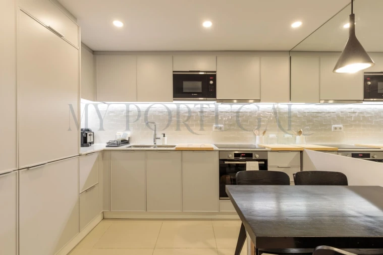 Apartamento T2 para Venda em Misericórdia Foto 13