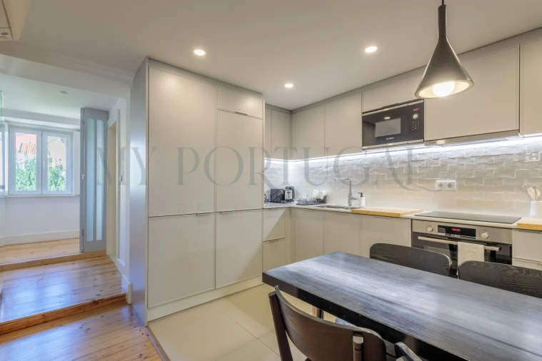 Apartamento T2 para Venda em Misericórdia Foto 14