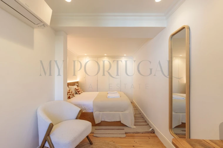 Apartamento T2 para Venda em Misericórdia Foto 18