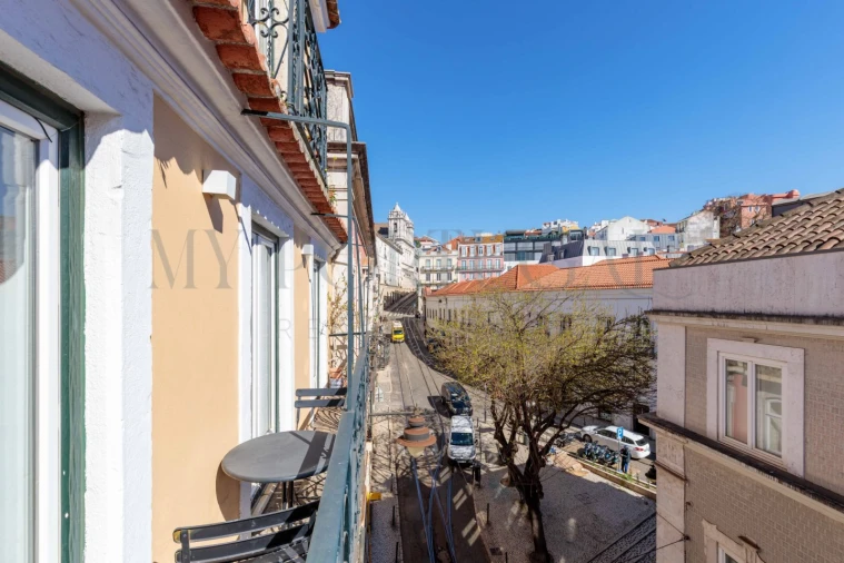 Apartamento T2 para Venda em Misericórdia Foto 24