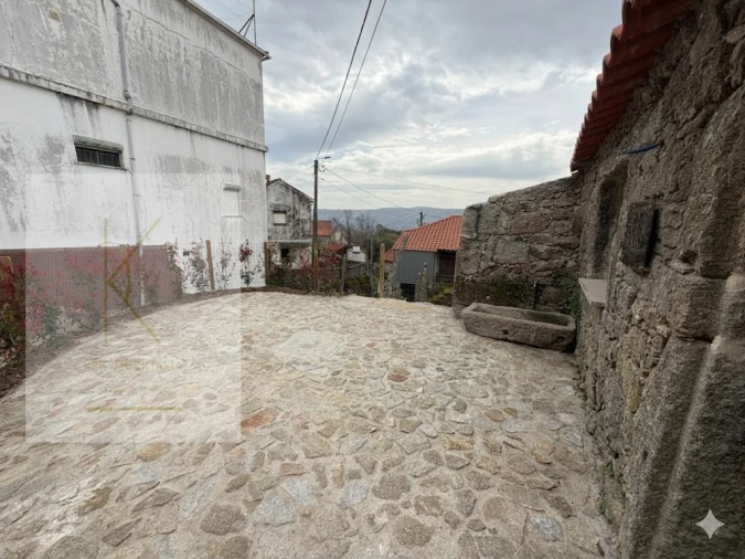 Moradia para Venda em Refoios do Lima Foto 11