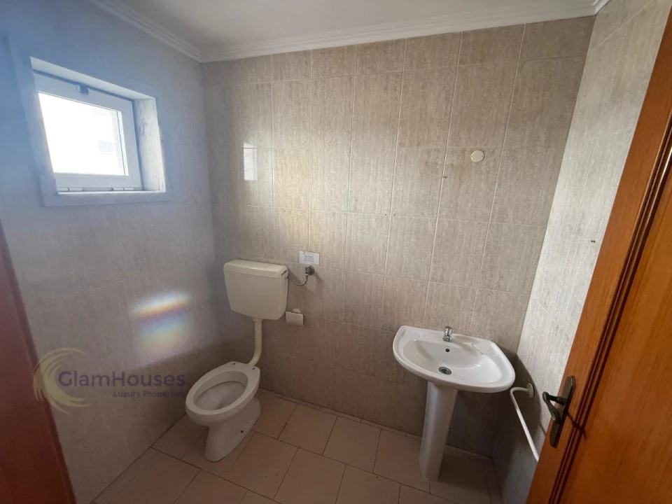 Apartamento T2 para Venda em Loures Foto 7