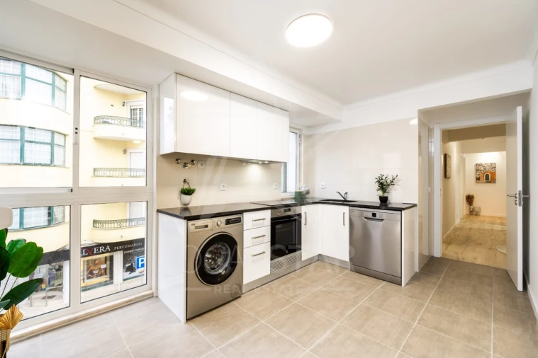 Apartamento T3 para Venda em Alcobaça e Vestiaria Foto 3