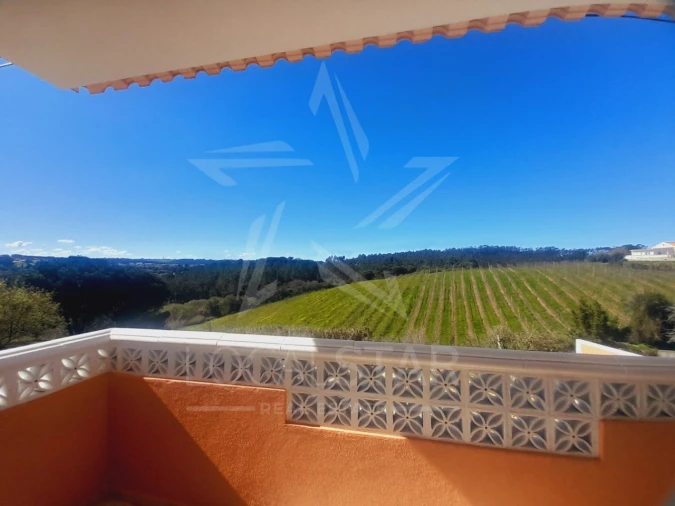 Moradia T3 para Venda em Salir de Matos Foto 2