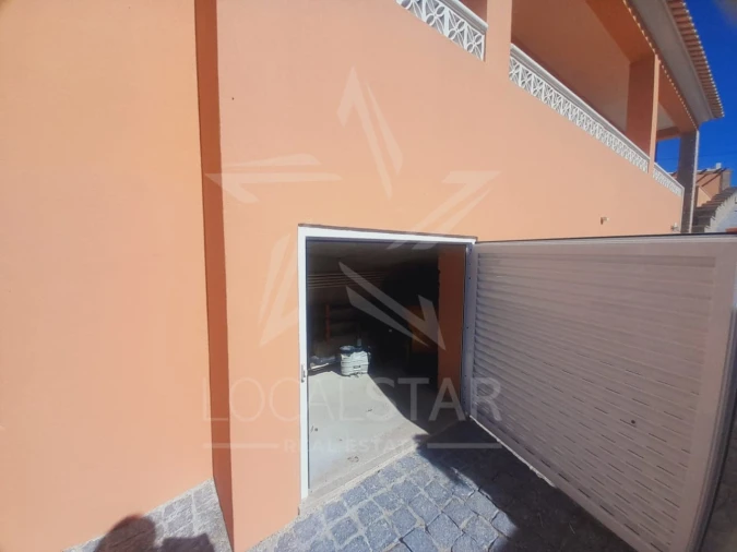 Moradia T3 para Venda em Salir de Matos Foto 35