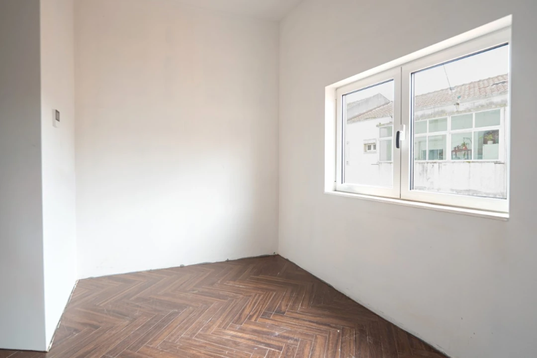 Apartamento T2 para Venda em Alcobaça e Vestiaria Foto 19