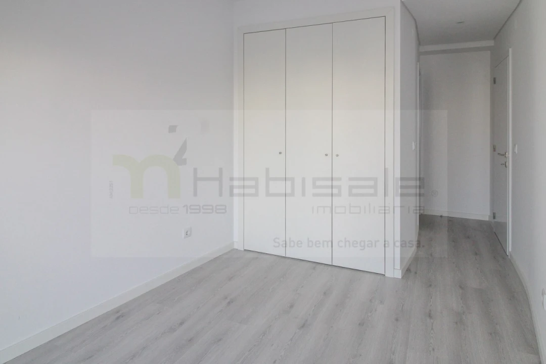 Apartamento T3 para Venda em Corroios Foto 13