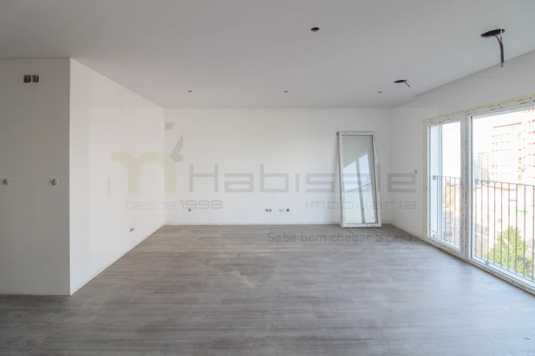 Apartamento T3 para Venda em Corroios Foto 5