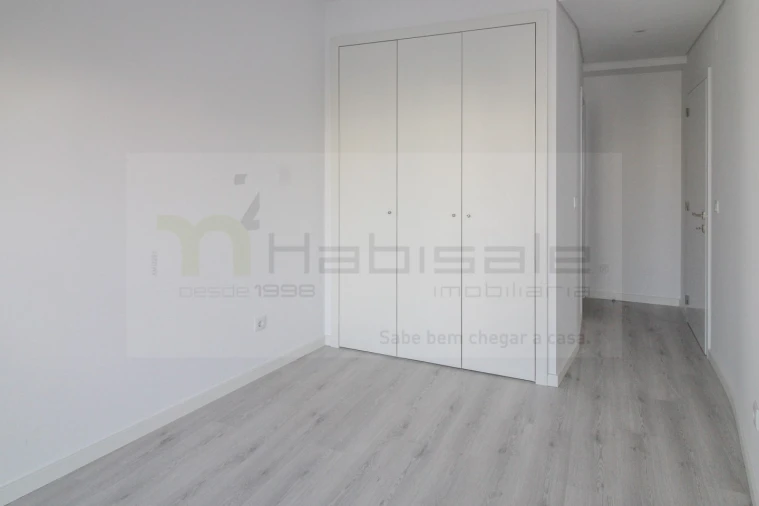 Apartamento T3 para Venda em Corroios Foto 13