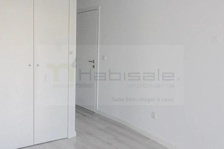 Apartamento T3 para Venda em Corroios Foto 15