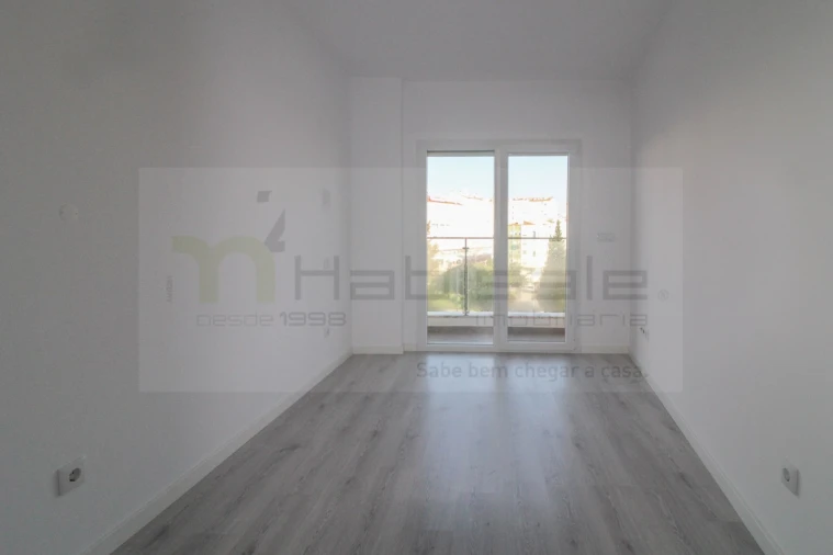 Apartamento T3 para Venda em Corroios Foto 16