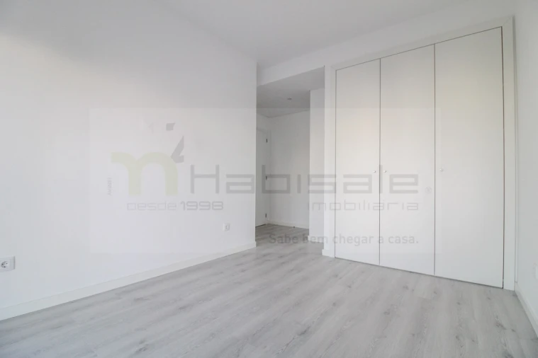 Apartamento T3 para Venda em Corroios Foto 20