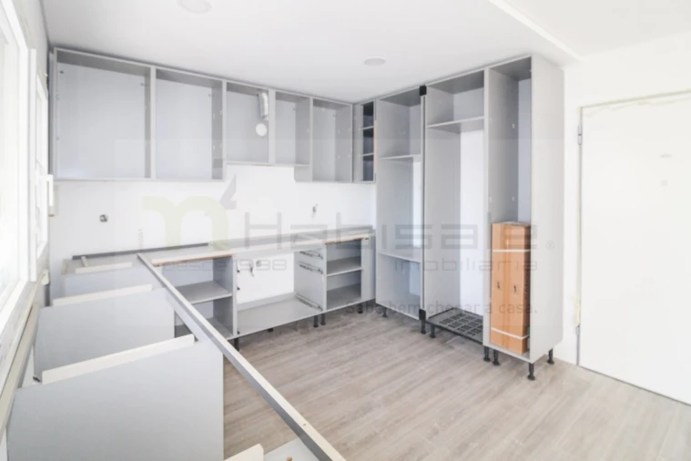 Apartamento T3 para Venda em Corroios Foto 3