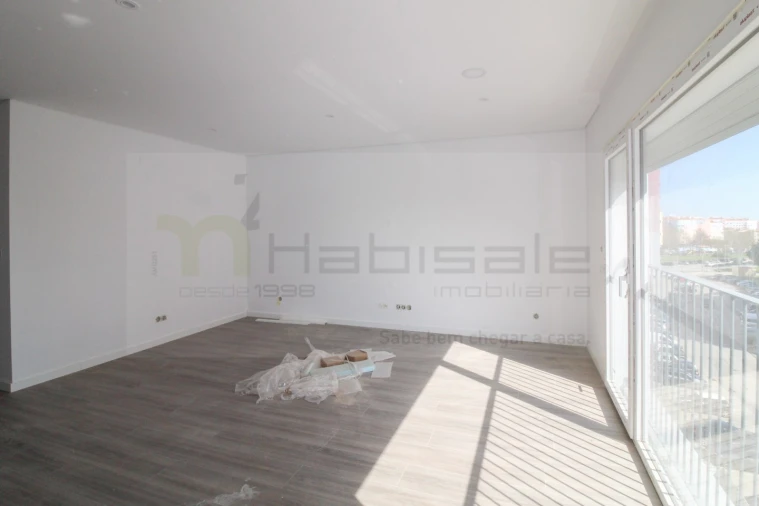 Apartamento T3 para Venda em Corroios Foto 10