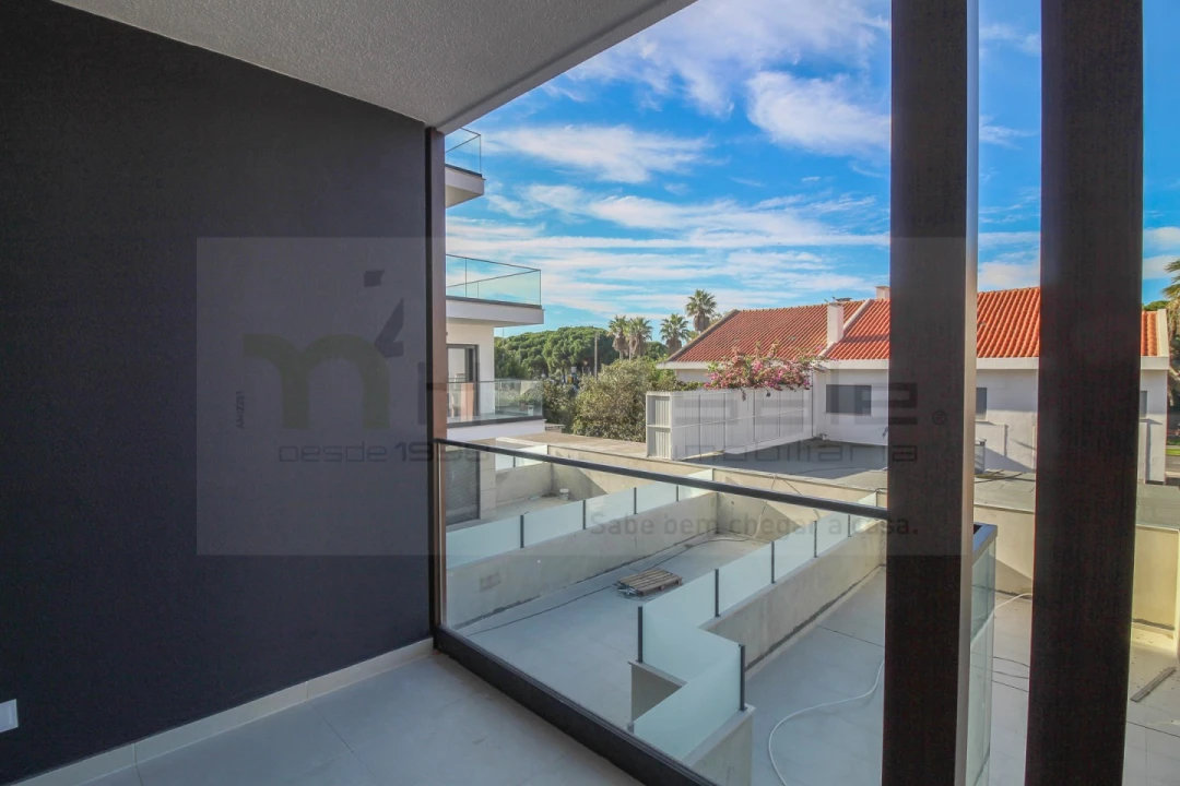 Apartamento T3 para Venda em Costa da Caparica Foto 29
