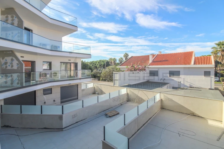 Apartamento T3 para Venda em Costa da Caparica Foto 9