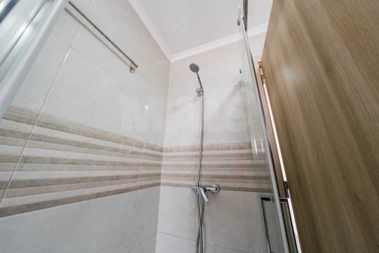 Apartamento T1 para Venda em Ferrel Foto 9