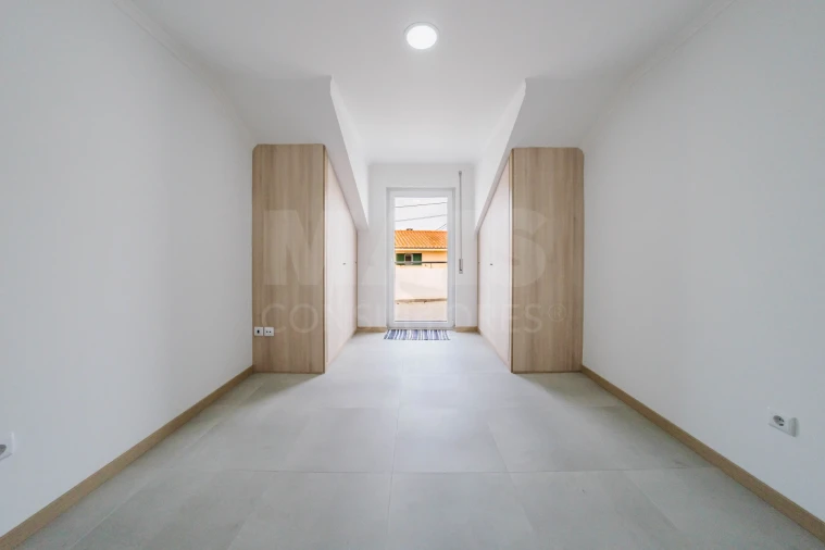 Apartamento T1 para Venda em Ferrel Foto 12