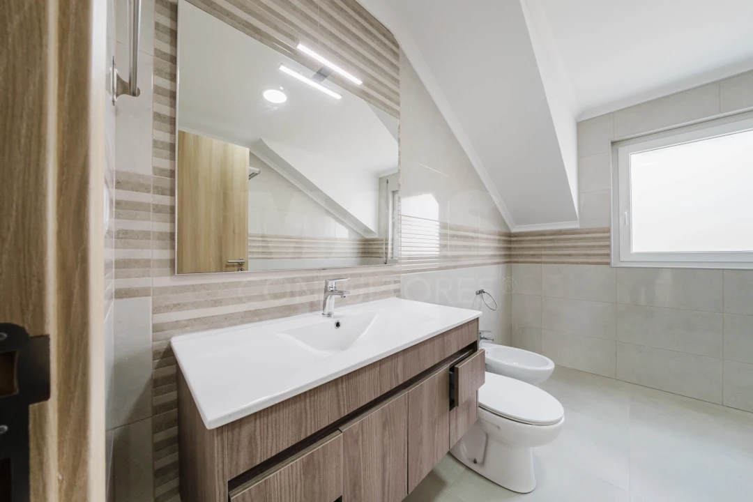 Apartamento T1 para Venda em Ferrel Foto 7