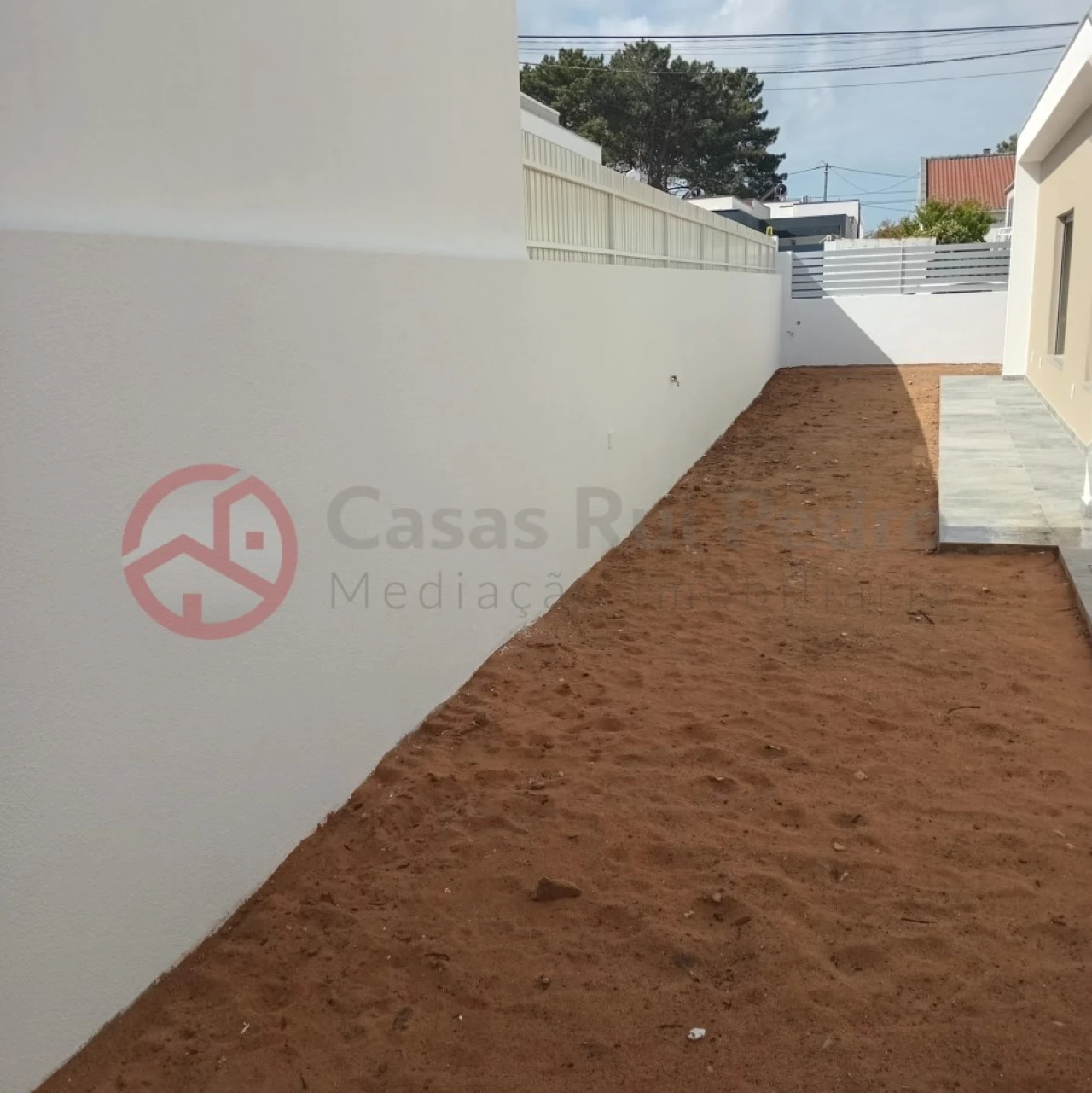 Moradia T3 para Venda em Fernao Ferro Foto 40