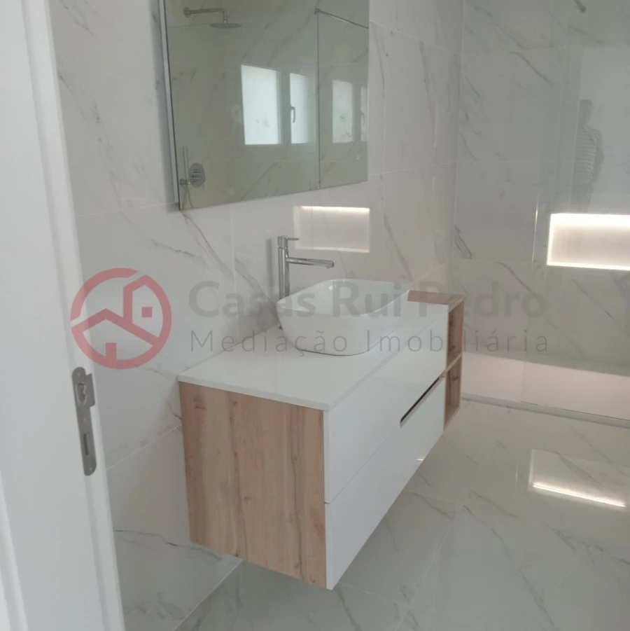 Moradia T3 para Venda em Fernao Ferro Foto 11