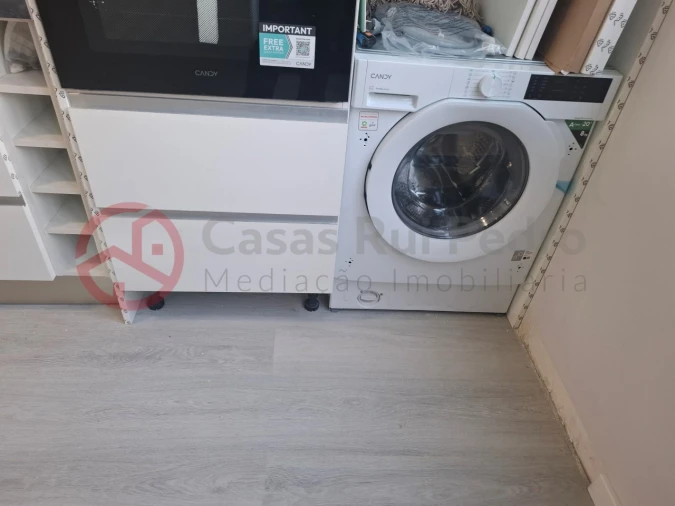 Apartamento T2 para Venda em Benfica Foto 7
