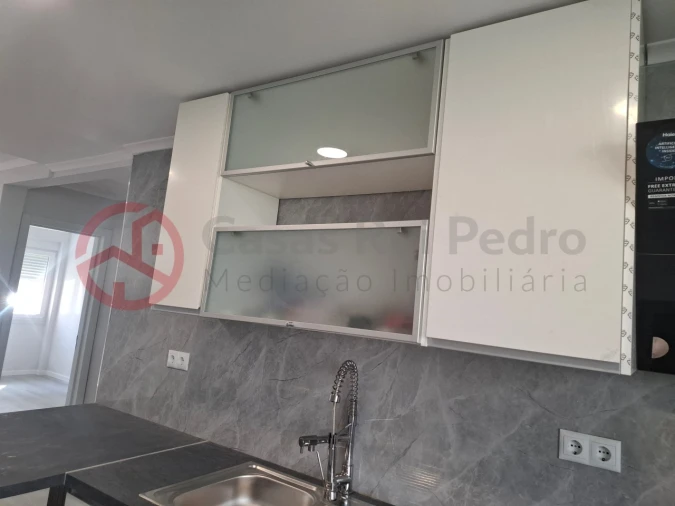 Apartamento T2 para Venda em Benfica Foto 11