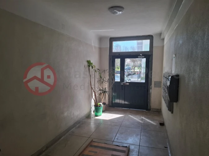 Apartamento T2 para Venda em Benfica Foto 23