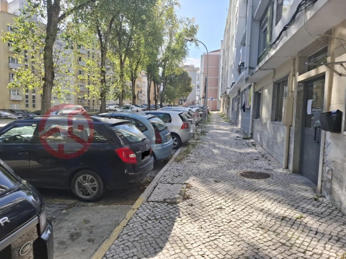 Apartamento T2 para Venda em Benfica Foto 25