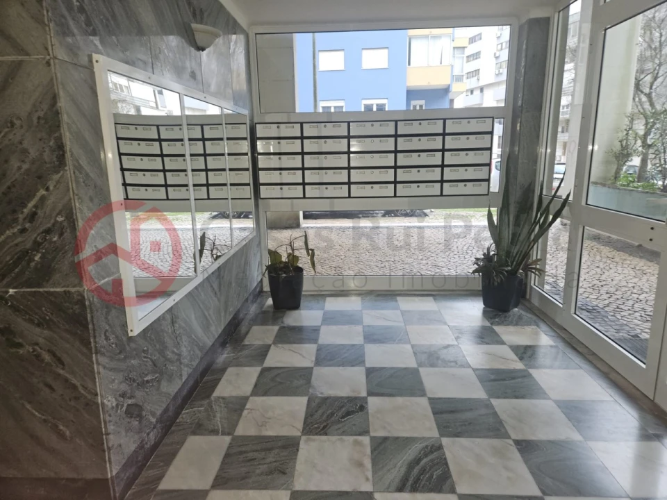 Apartamento T2 para Venda em Almada, Cova da Piedade, Pragal e Cacilhas Foto 29