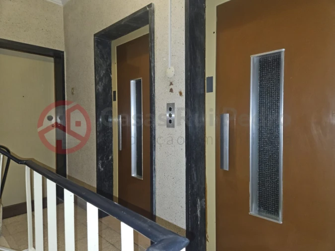 Apartamento T2 para Venda em Almada, Cova da Piedade, Pragal e Cacilhas Foto 27