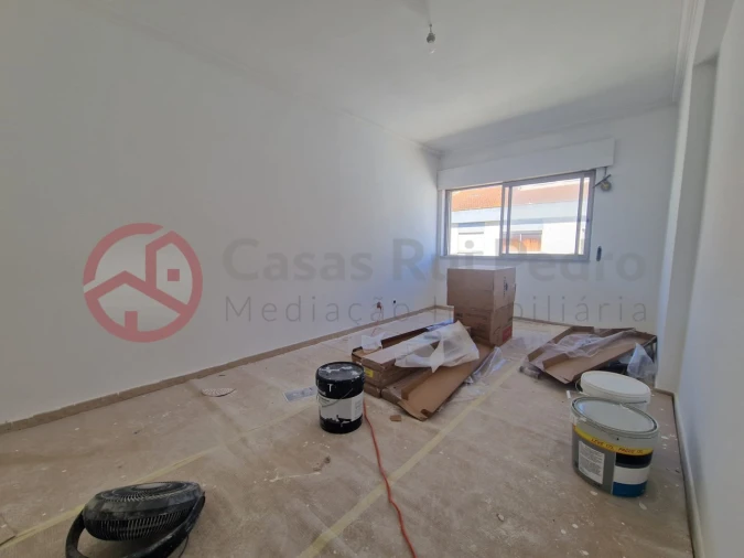 Apartamento T3 para Venda em Seixal, Arrentela e Aldeia de Paio Pires Foto 5