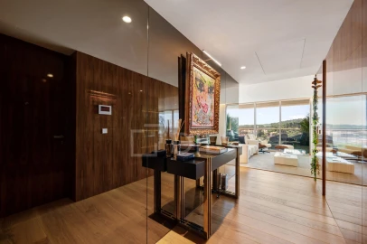Apartamento T3 para Venda em Campolide