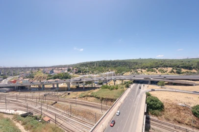 Apartamento T3 para Venda em Campolide