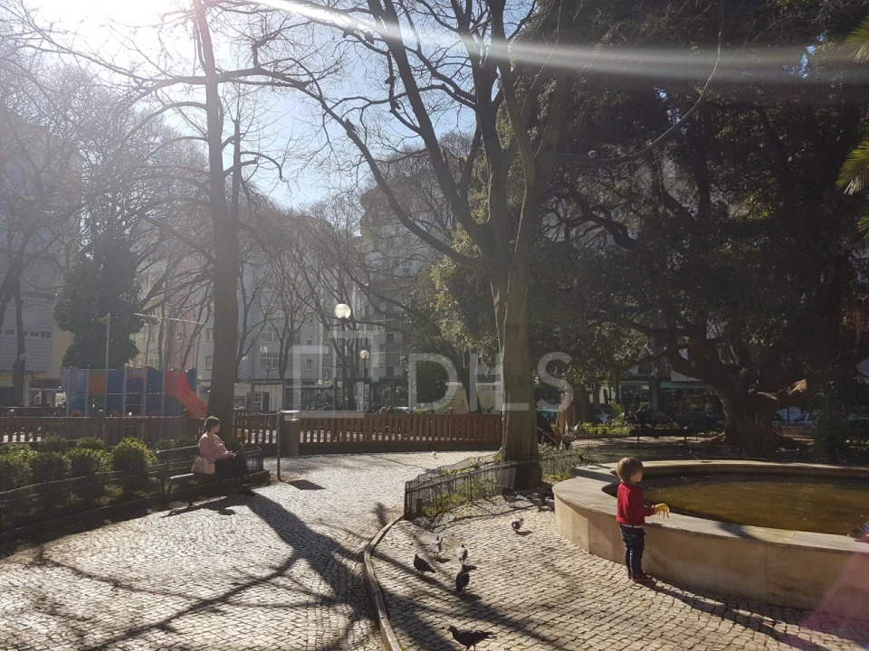 Apartamento T2 para Venda em Campo de Ourique Foto 9