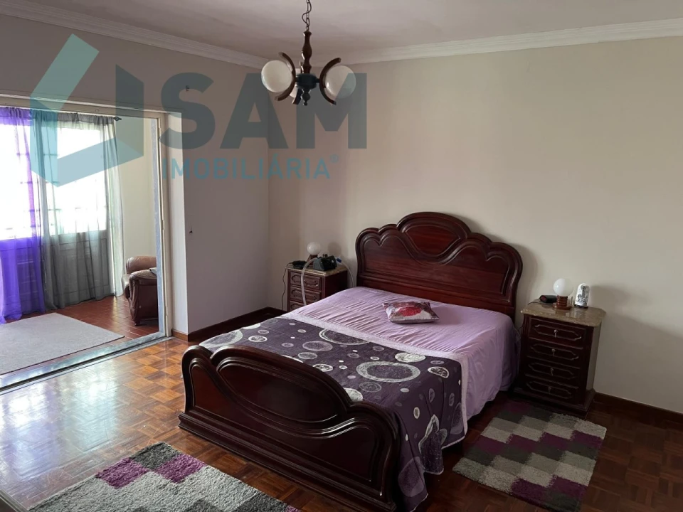 Moradia T6 para Venda em Silveira Foto 12