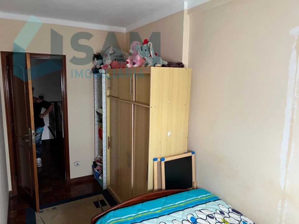 Moradia T6 para Venda em Silveira Foto 19