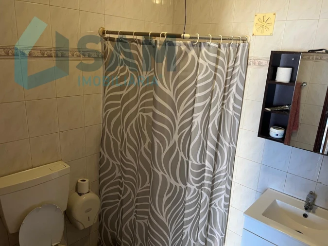 Moradia T6 para Venda em Silveira Foto 10