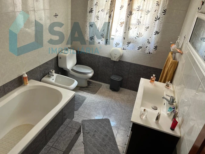 Moradia T6 para Venda em Silveira Foto 21