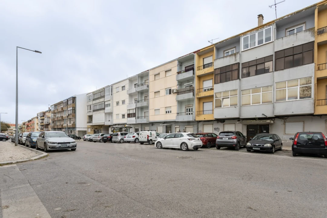 Apartamento T2 para Venda em Alto do Seixalinho, Santo André e Verderena Foto 16
