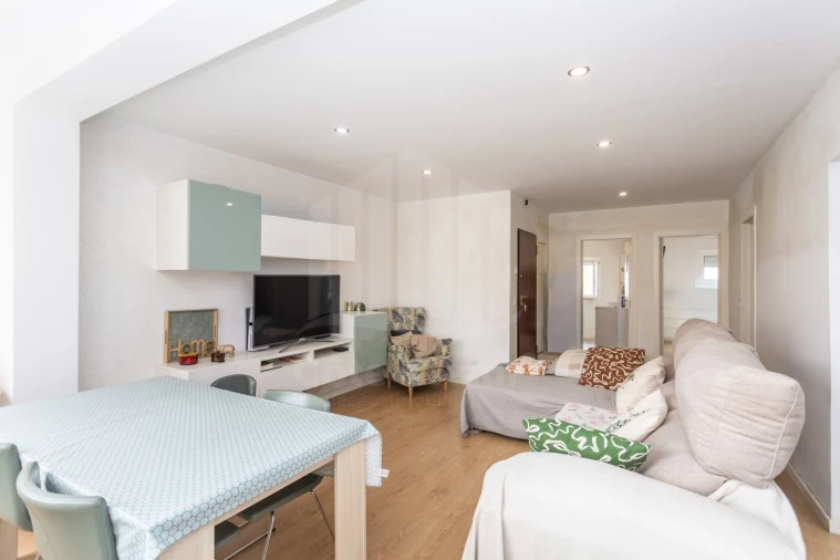 Apartamento T2 para Venda em Alto do Seixalinho, Santo André e Verderena Foto 1