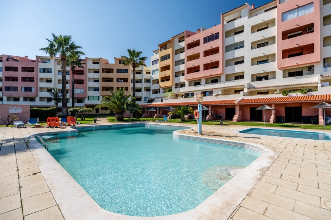 Apartamento T1 para Venda em Albufeira e Olhos de Água Foto 1